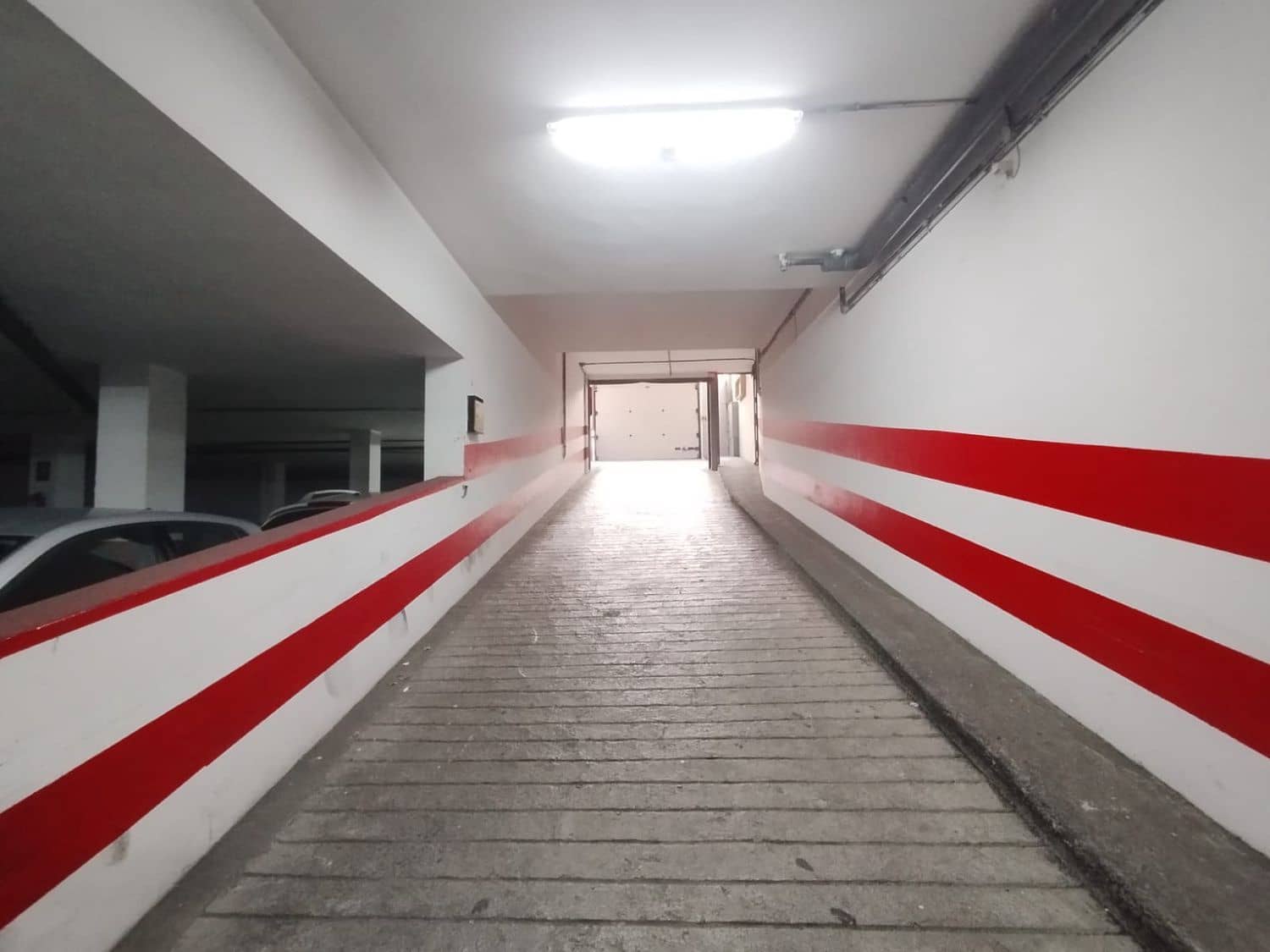 Garage for rent in Las Palmas de Gran Canaria - € 100 (Ref: 8727444)