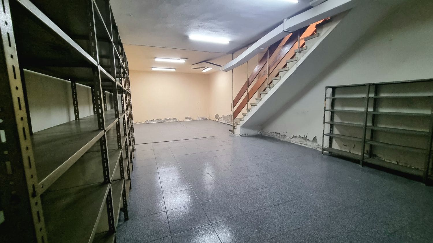 Erhverv til leje i Las Palmas de Gran Canaria - € 1.300 (Ref: 8735207)