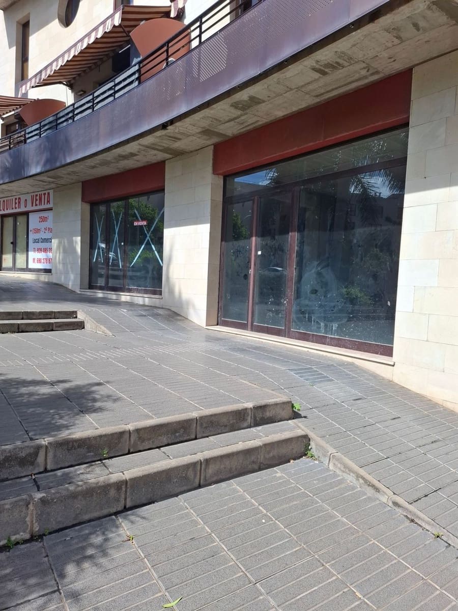 Erhverv til salg i Las Palmas de Gran Canaria - € 185.000 (Ref: 8894365)