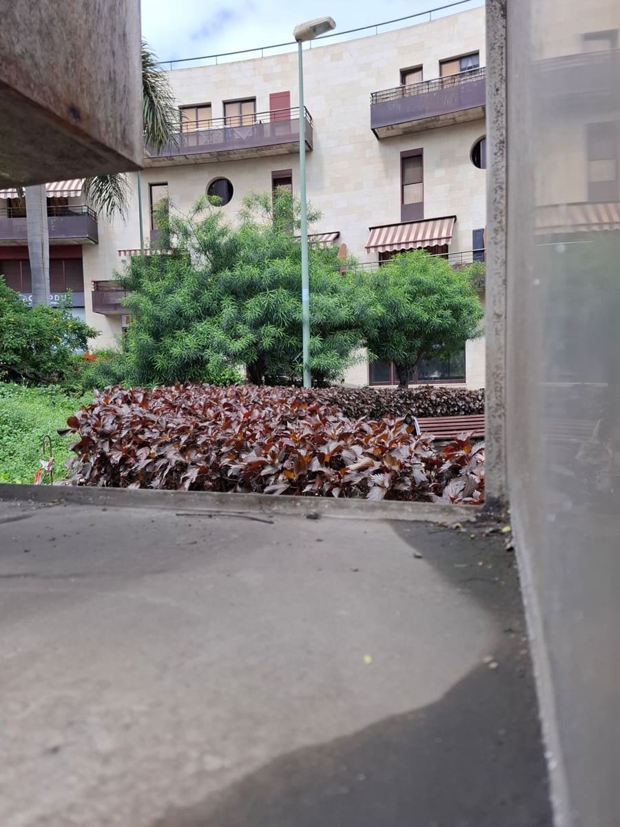 Erhverv til salg i Las Palmas de Gran Canaria - € 350.000 (Ref: 8894366)