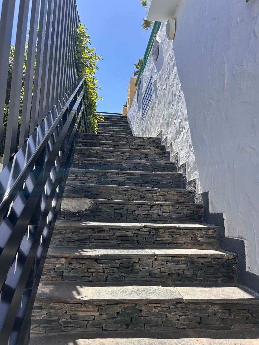 2 soverom Hus til salgs i Las Palmas de Gran Canaria med garasje - € 320 000 (Ref: 8920935)