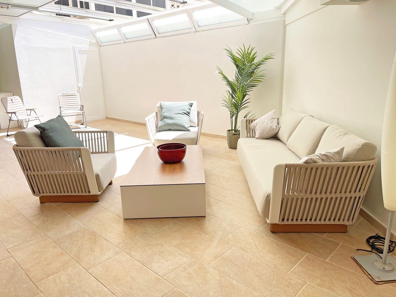 3 sovrum Lägenhet att hyra i Las Palmas de Gran Canaria med garage - 1 700 € (Ref: 8936446)