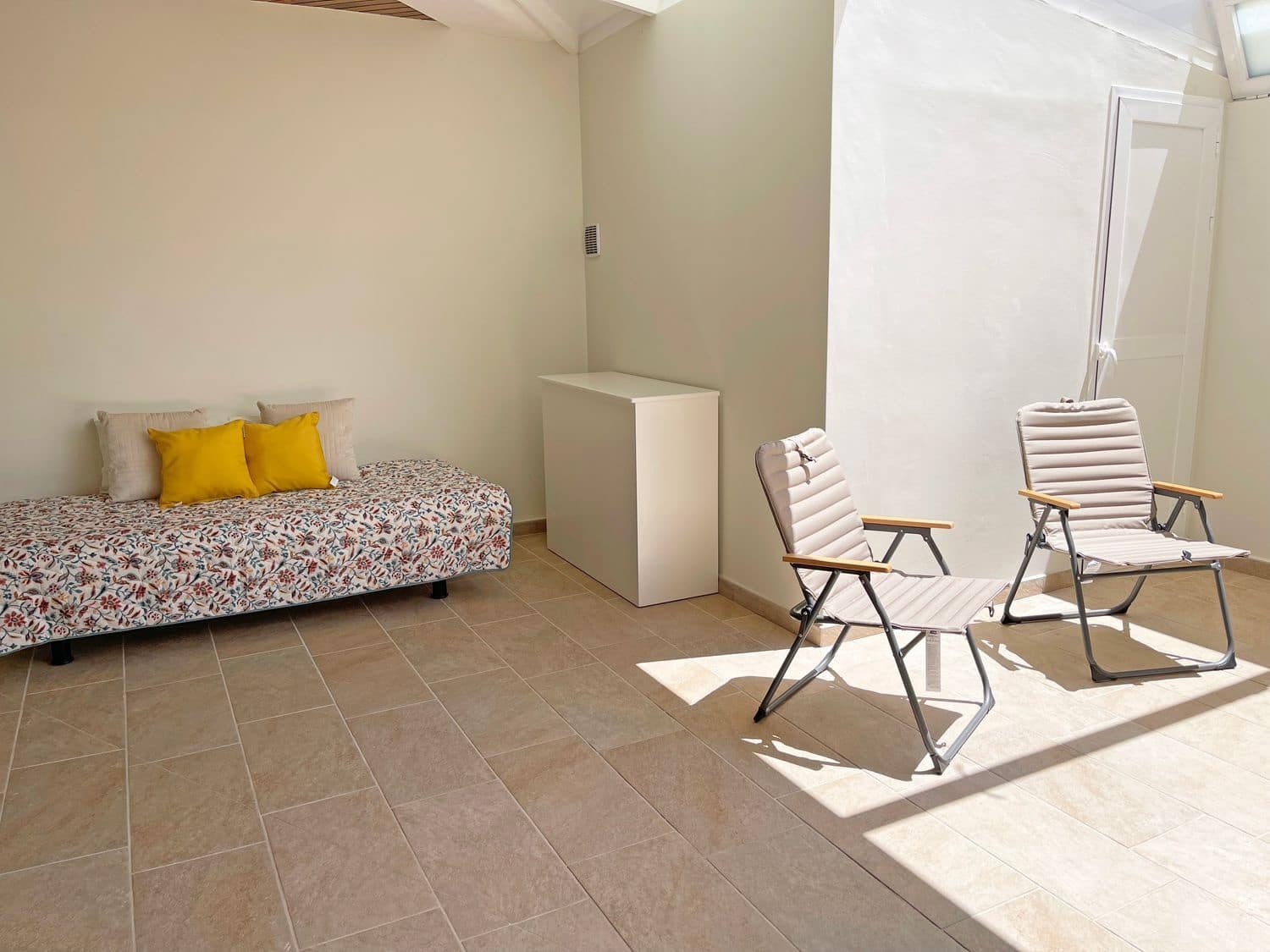 3 sovrum Lägenhet att hyra i Las Palmas de Gran Canaria med garage - 1 700 € (Ref: 8936446)