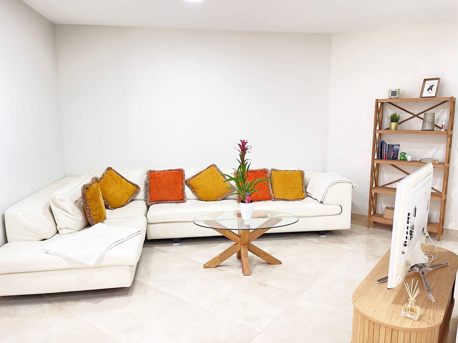 3 sovrum Lägenhet att hyra i Las Palmas de Gran Canaria med garage - 1 700 € (Ref: 8936446)