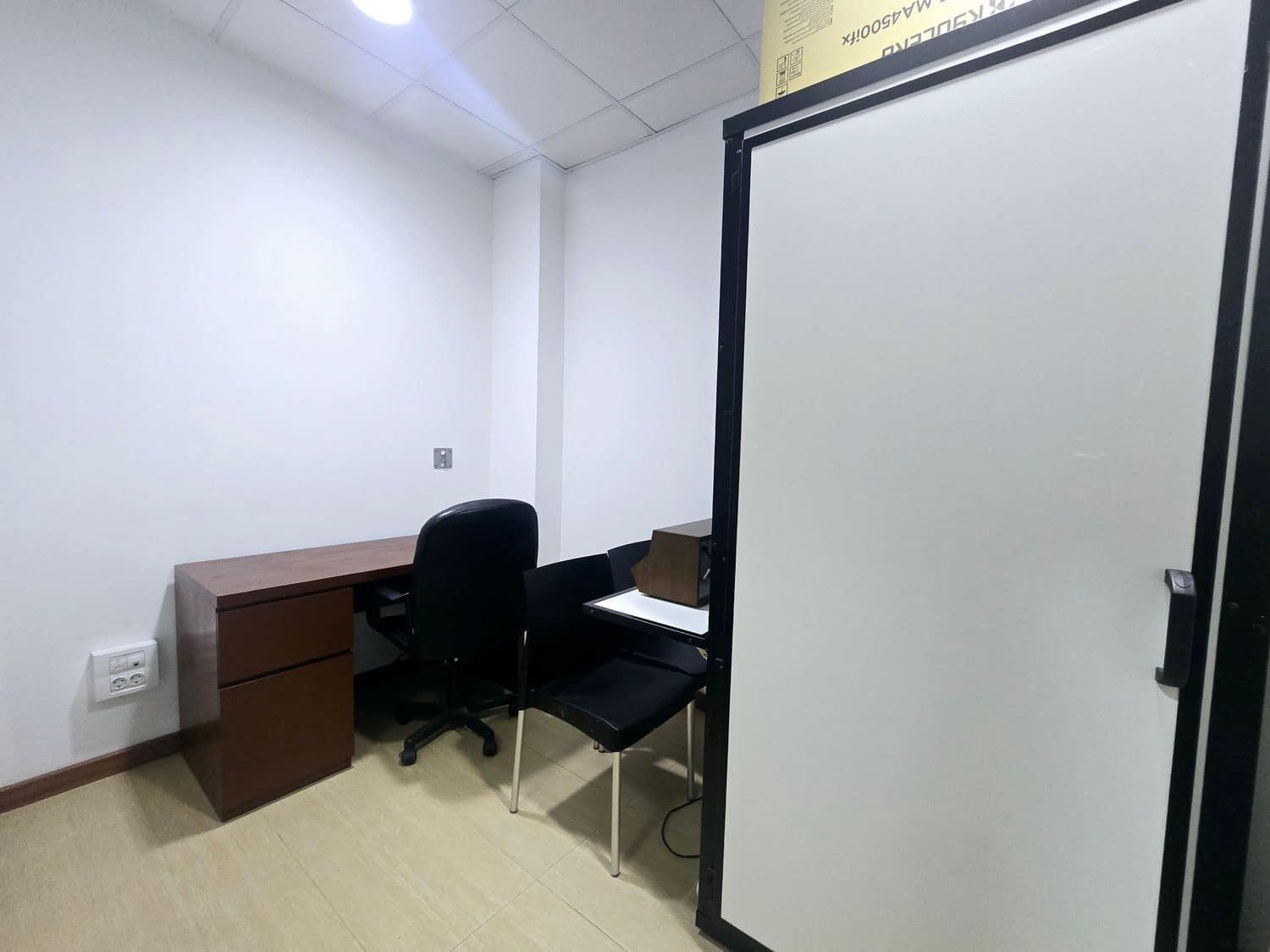 Erhverv til salg i Las Palmas de Gran Canaria - € 170.000 (Ref: 8942604)