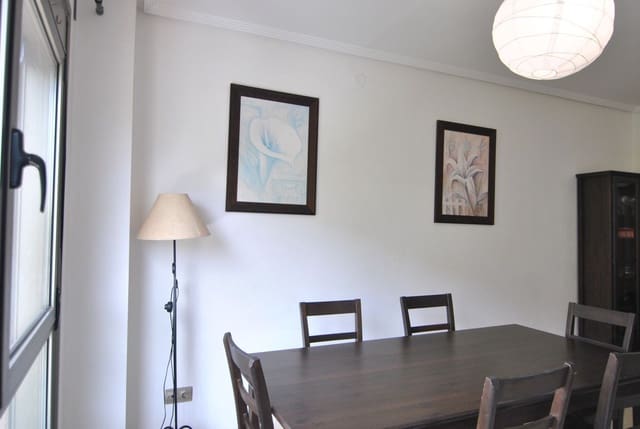 Apartamento de 3 habitaciones en Santa Lucía de Tirajana en venta con garaje - 208.000 € (Ref: 8977825)