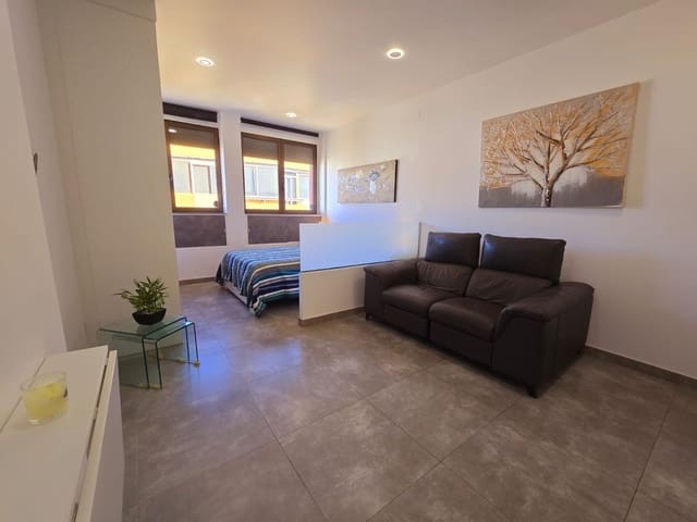 Appartement te koop in Arenales - Lugo - Avda. Marítima, Las Palmas de Gran Canaria met garage - € 175.000 (Ref: 8988004)