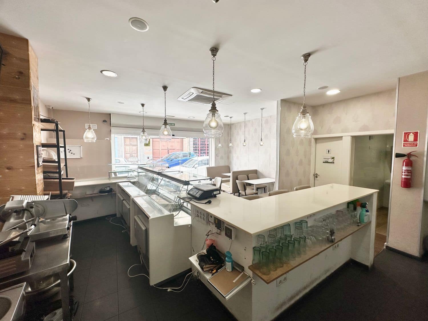 Komercyjne do wynajęcia w Las Palmas de Gran Canaria - 650 € (Ref: 9050673)