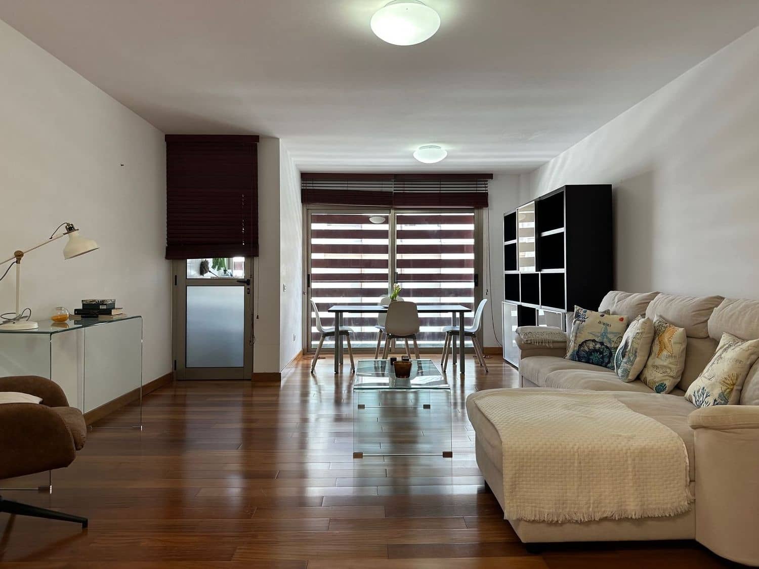 2 slaapkamer Appartement te huur in Las Palmas de Gran Canaria met garage - € 1.300 (Ref: 9064914)