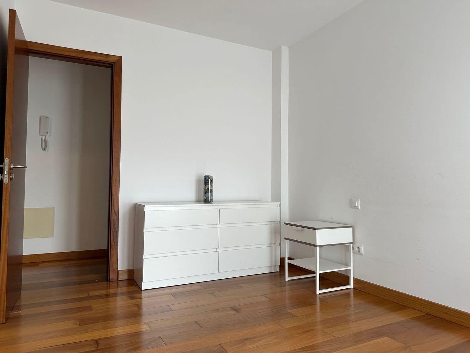 2 slaapkamer Appartement te huur in Las Palmas de Gran Canaria met garage - € 1.300 (Ref: 9064914)