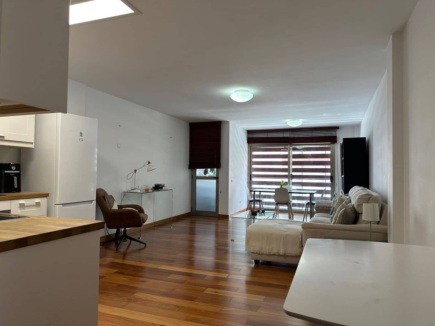 2 slaapkamer Appartement te huur in Las Palmas de Gran Canaria met garage - € 1.300 (Ref: 9064914)