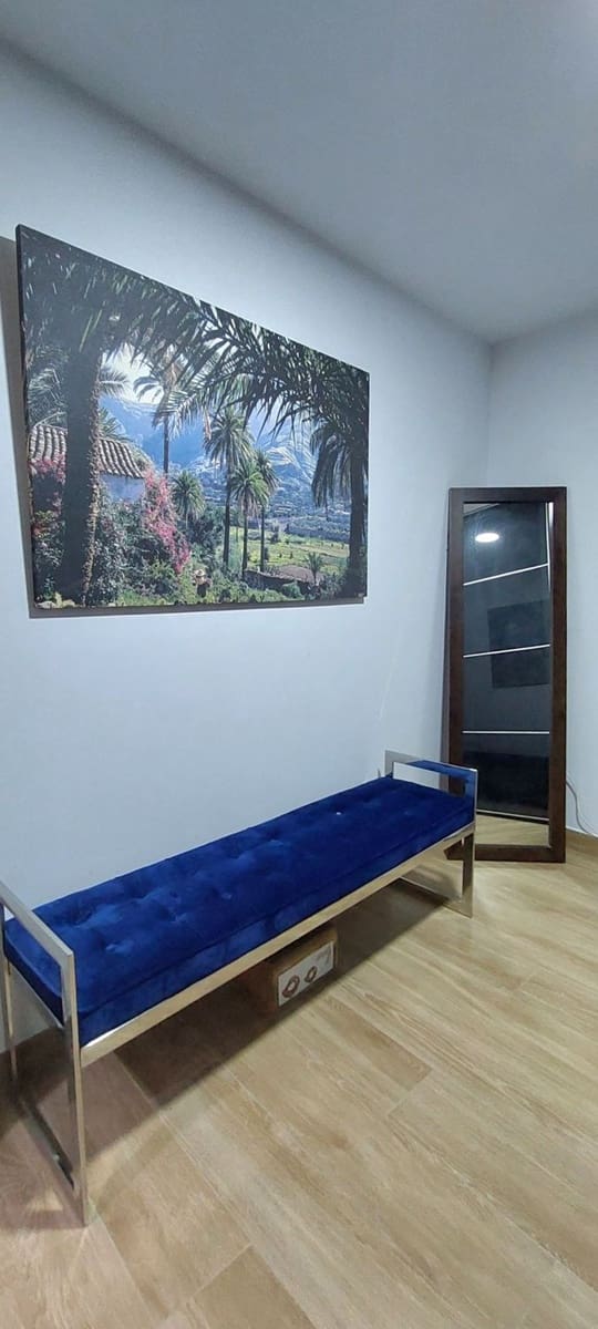 3 soveværelse Lejlighed til salg i Las Palmas de Gran Canaria med garage - € 350.000 (Ref: 9101865)