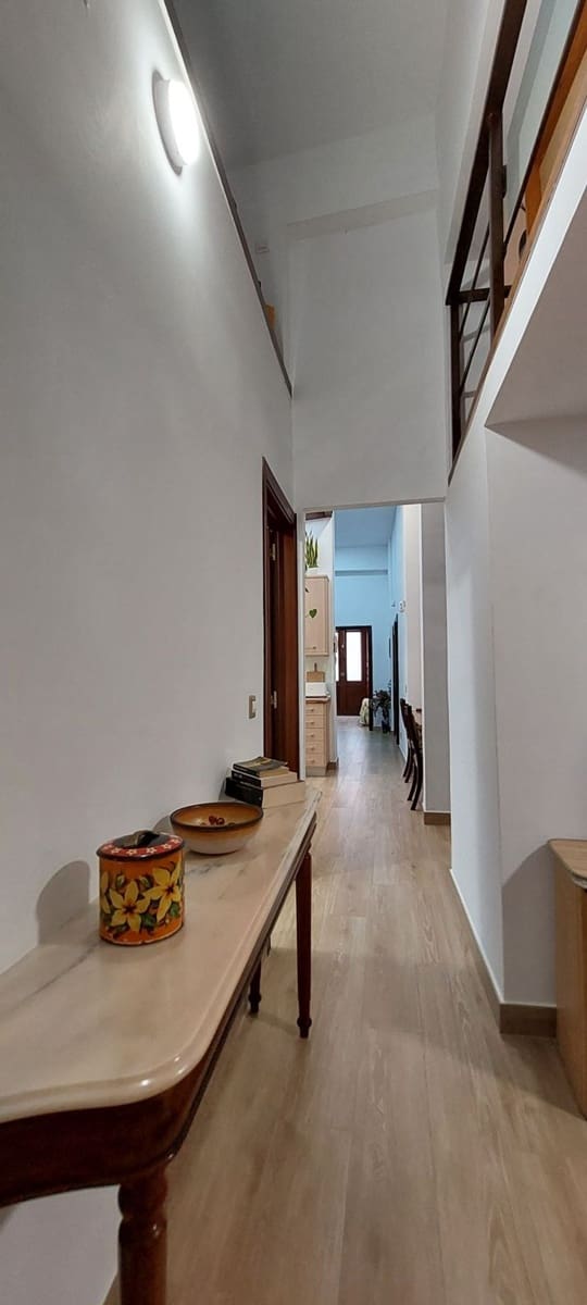 3 soveværelse Lejlighed til salg i Las Palmas de Gran Canaria med garage - € 350.000 (Ref: 9101865)