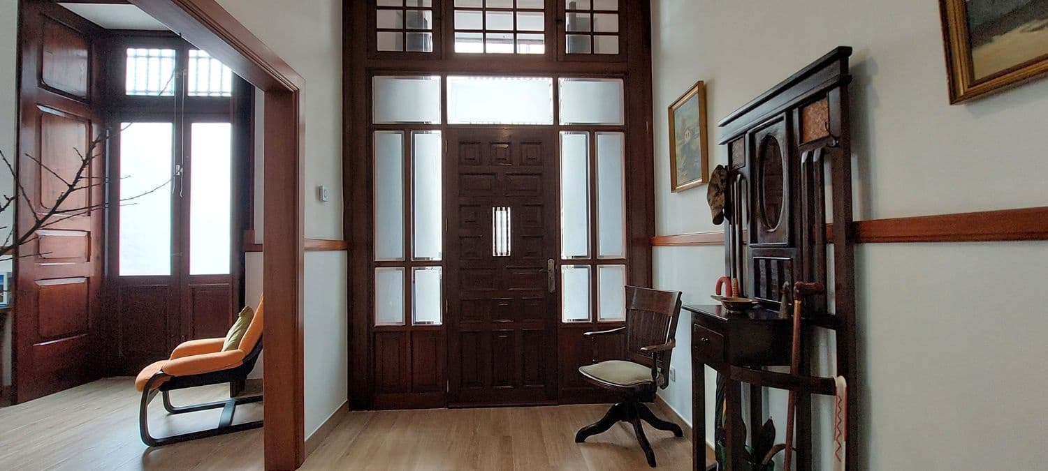 3 soveværelse Lejlighed til salg i Las Palmas de Gran Canaria med garage - € 350.000 (Ref: 9101865)