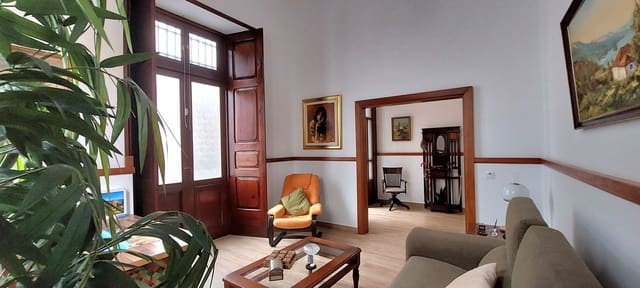 3 soverom Leilighet til salgs i Vegueta, Las Palmas de Gran Canaria med garasje - € 350 000 (Ref: 9101865)