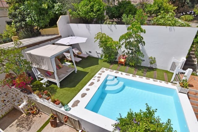 Chalet de 3 habitaciones en Santa Brígida en venta con piscina garaje - 729.000 € (Ref: 9106240)