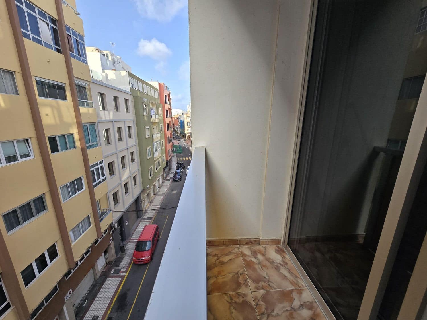 2 slaapkamer Appartement te koop in Las Palmas de Gran Canaria met garage - € 264.500 (Ref: 9113728)