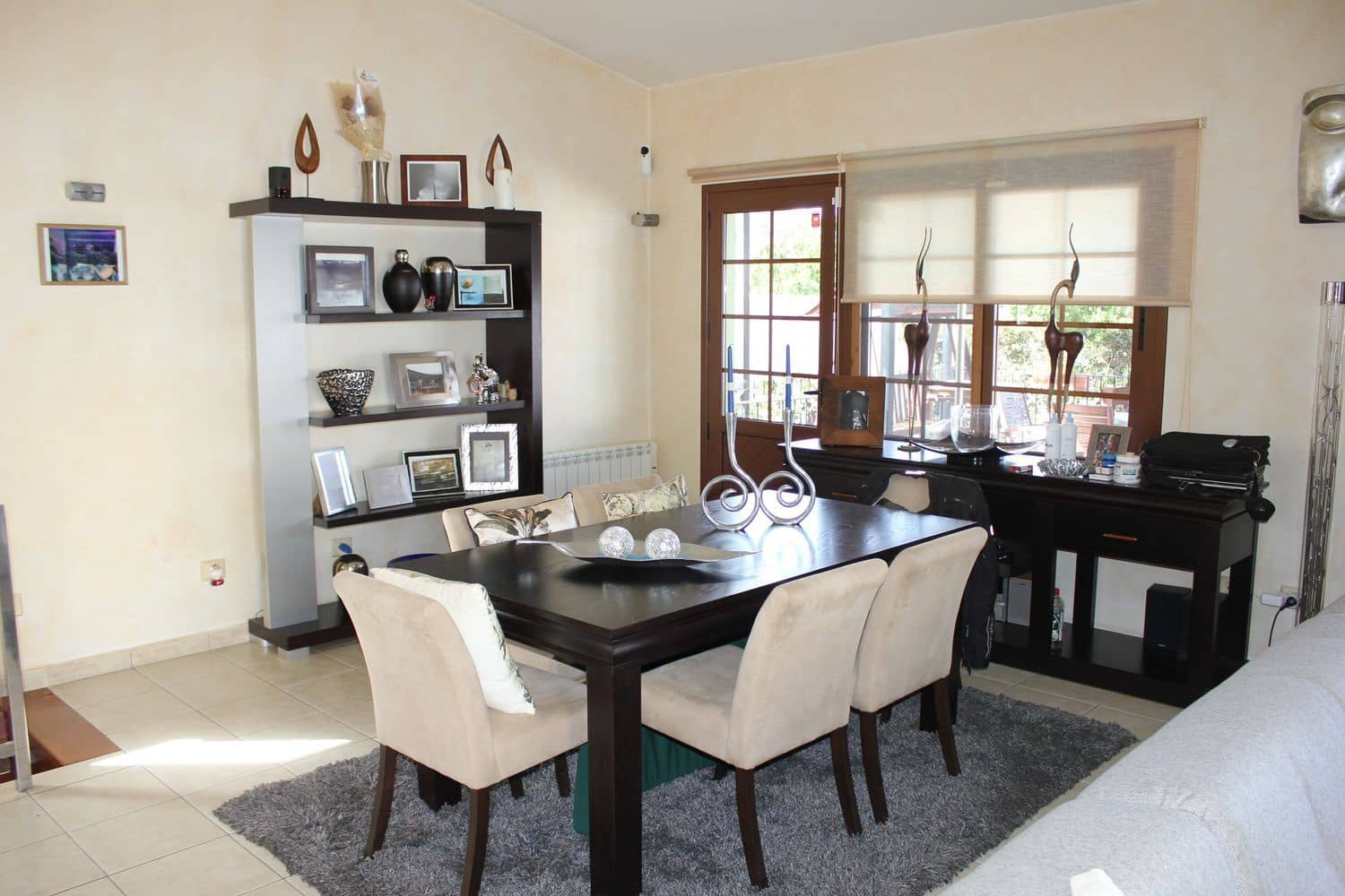 6 soveværelse Semi-Rækkehus til salg i Valsequillo med garage - € 410.000 (Ref: 9124403)