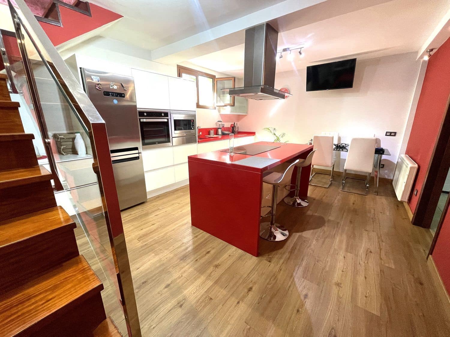 6 soveværelse Semi-Rækkehus til salg i Valsequillo med garage - € 410.000 (Ref: 9124403)