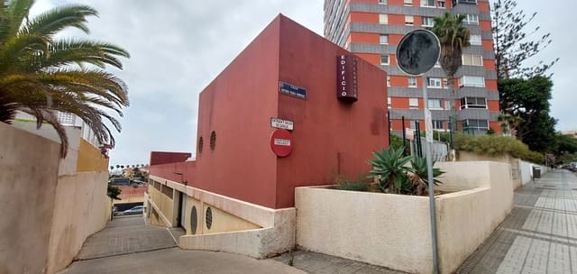 Autotalli myytävänä paikassa La Minilla, Las Palmas de Gran Canaria - 22 000 € (Ref: 9129391)