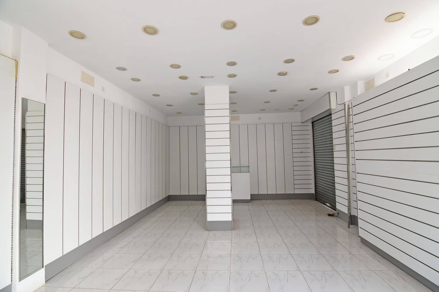 Virksomhed til leje i San Bartolome de Tirajana - € 700 (Ref: 9142559)