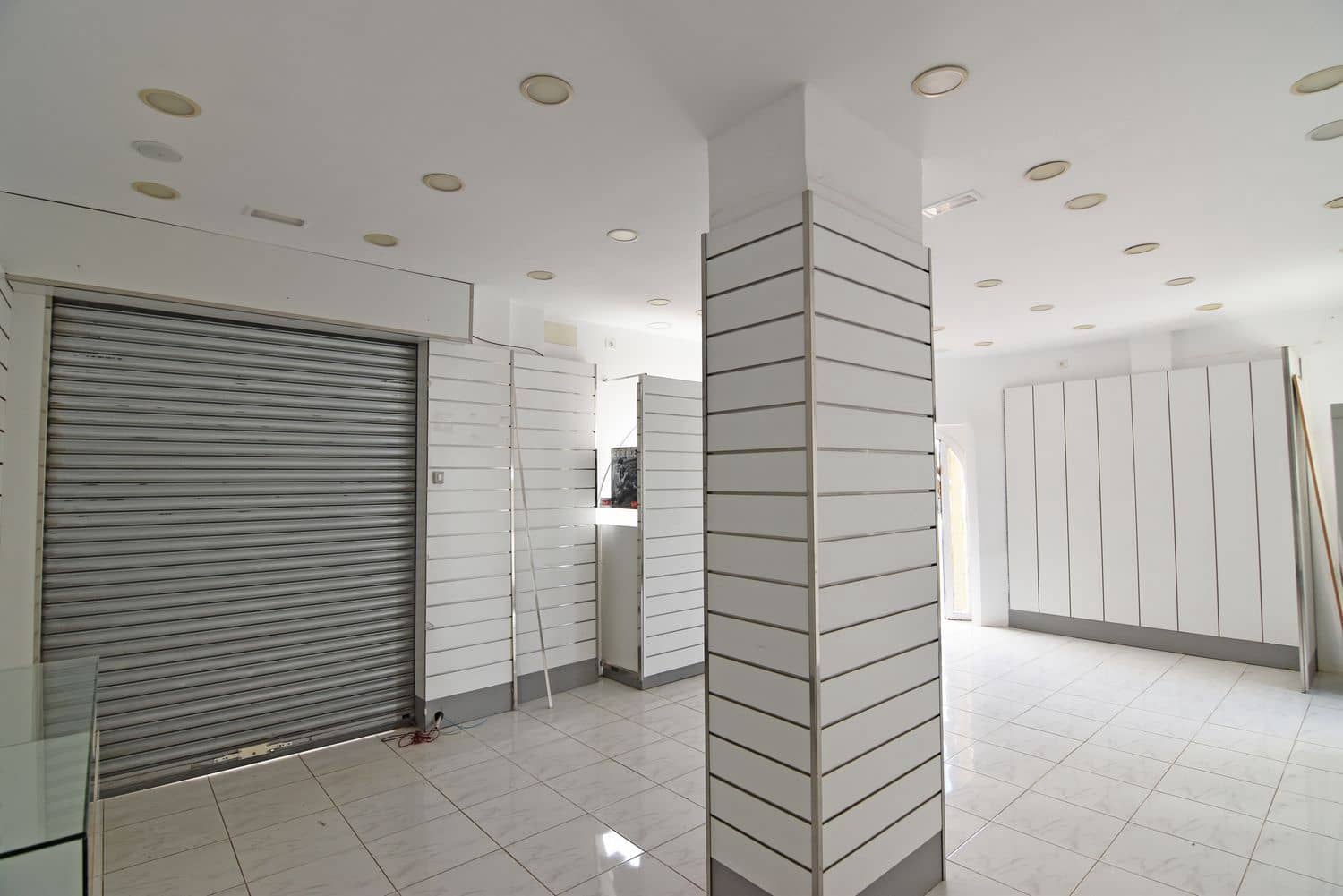 Virksomhed til leje i San Bartolome de Tirajana - € 700 (Ref: 9142559)