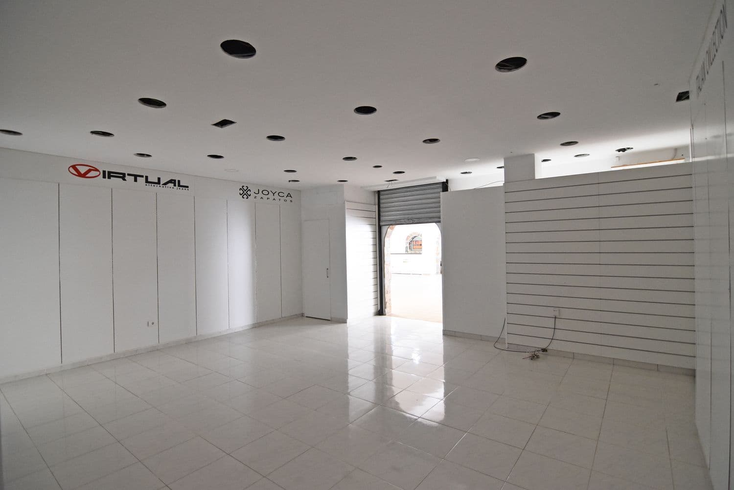 Yritys vuokrattavana paikassa San Bartolome de Tirajana - 1 250 € (Ref: 9142560)