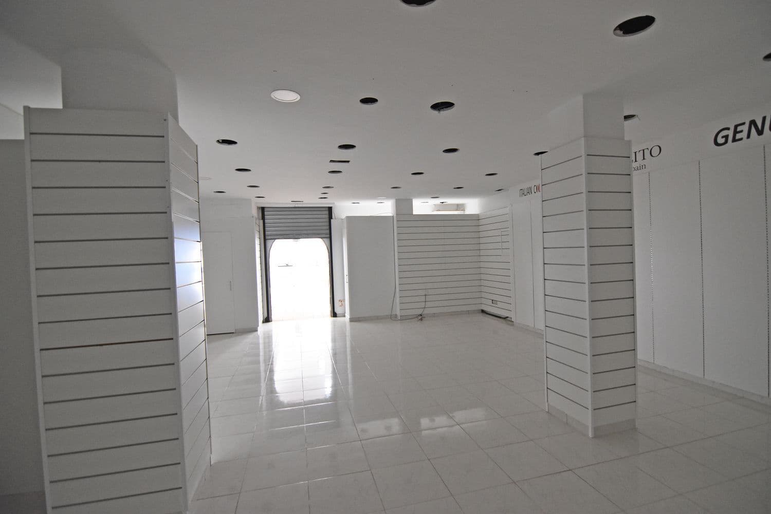 Yritys vuokrattavana paikassa San Bartolome de Tirajana - 1 250 € (Ref: 9142560)