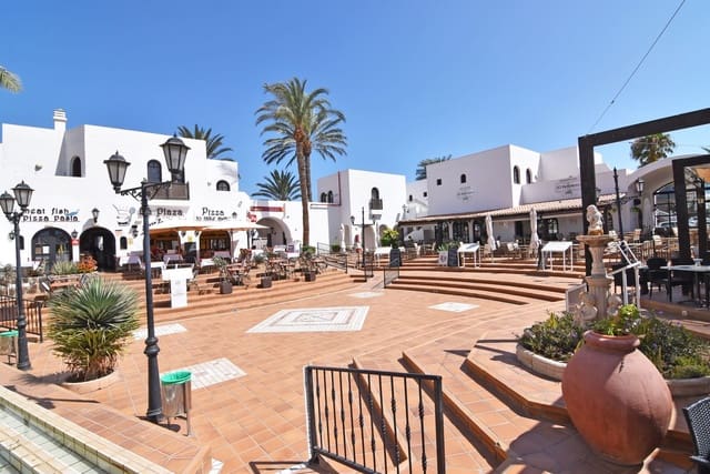 Erhverv til leje i Bahia Feliz, San Bartolomé de Tirajana - € 700 (Ref: 9142561)