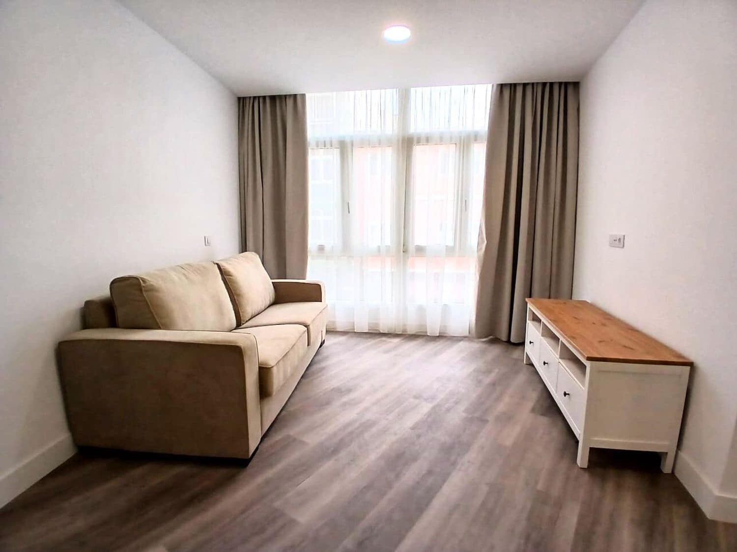 2 Zimmer Apartment zu vermieten in Las Palmas de Gran Canaria mit Garage - 1.000 € (Ref: 9154725)