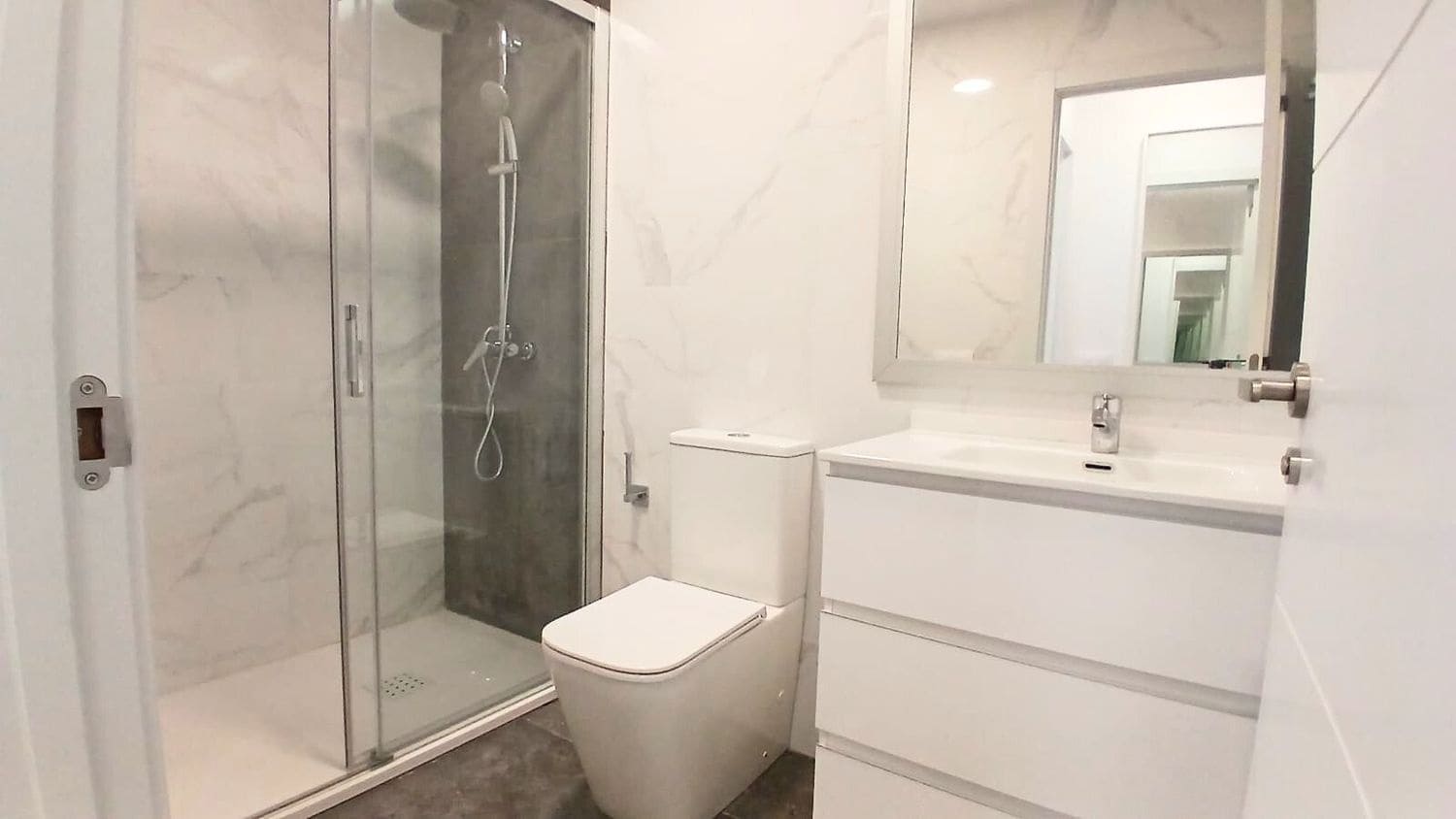 2 Zimmer Apartment zu vermieten in Las Palmas de Gran Canaria mit Garage - 1.000 € (Ref: 9154725)