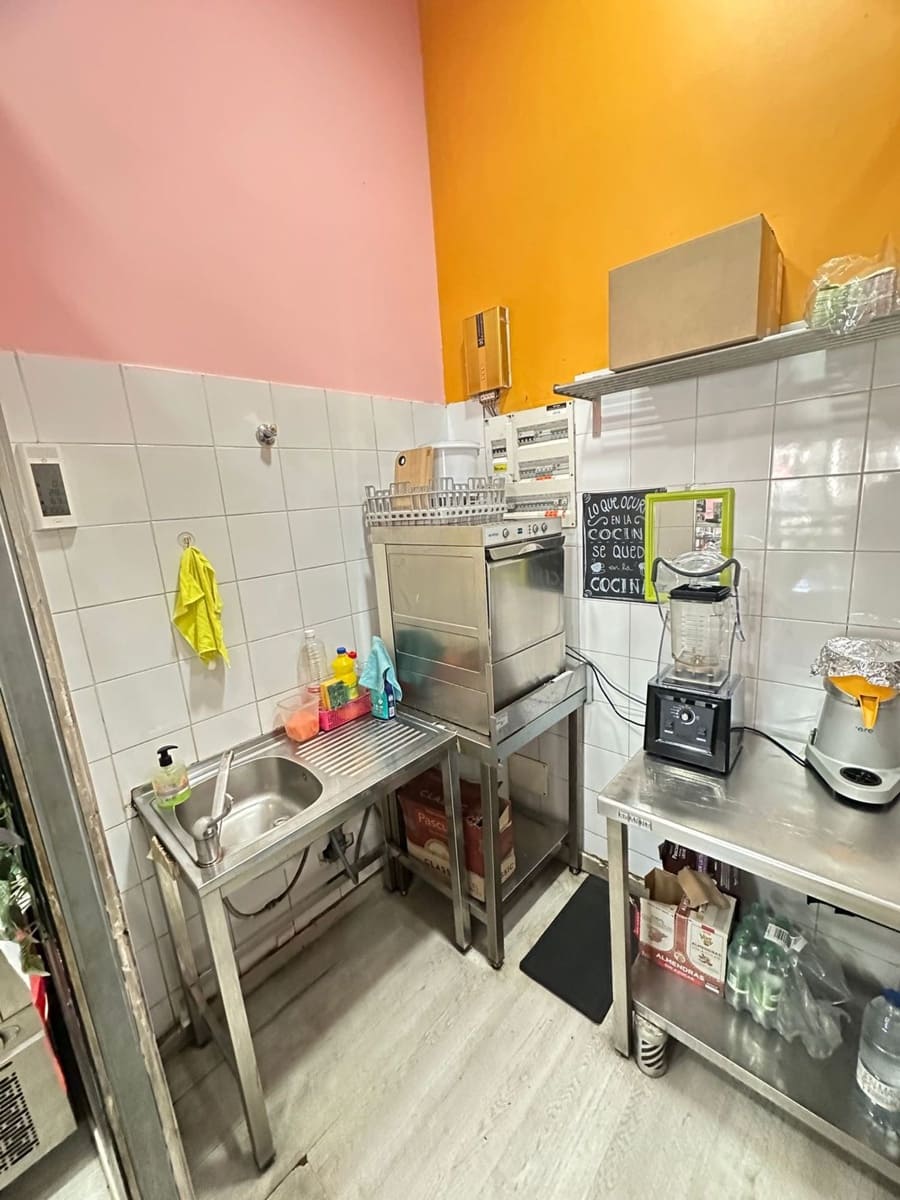 Restaurant/Bar til leie i Las Palmas de Gran Canaria - € 880 (Ref: 9154726)