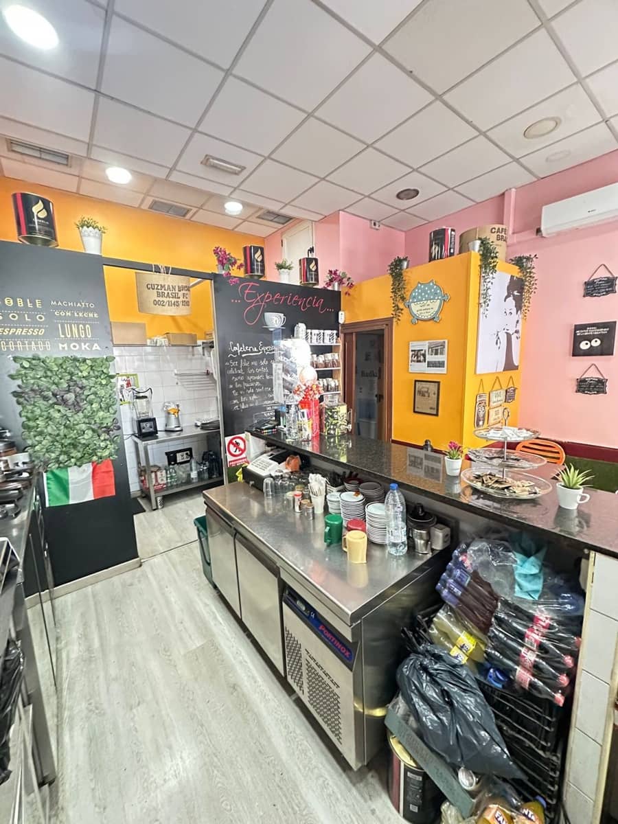 Restaurant/Bar til leie i Las Palmas de Gran Canaria - € 880 (Ref: 9154726)