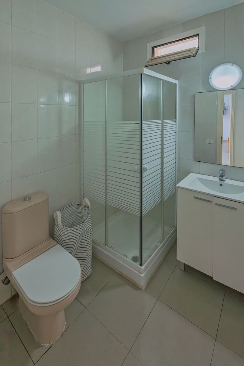 6 soveværelse Byhus til salg i Telde med swimmingpool garage - € 650.000 (Ref: 9154727)