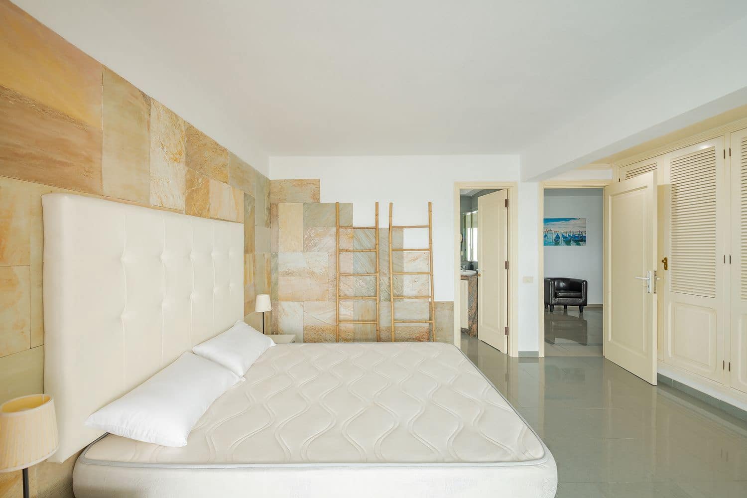 6 soveværelse Byhus til salg i Telde med swimmingpool garage - € 650.000 (Ref: 9154727)