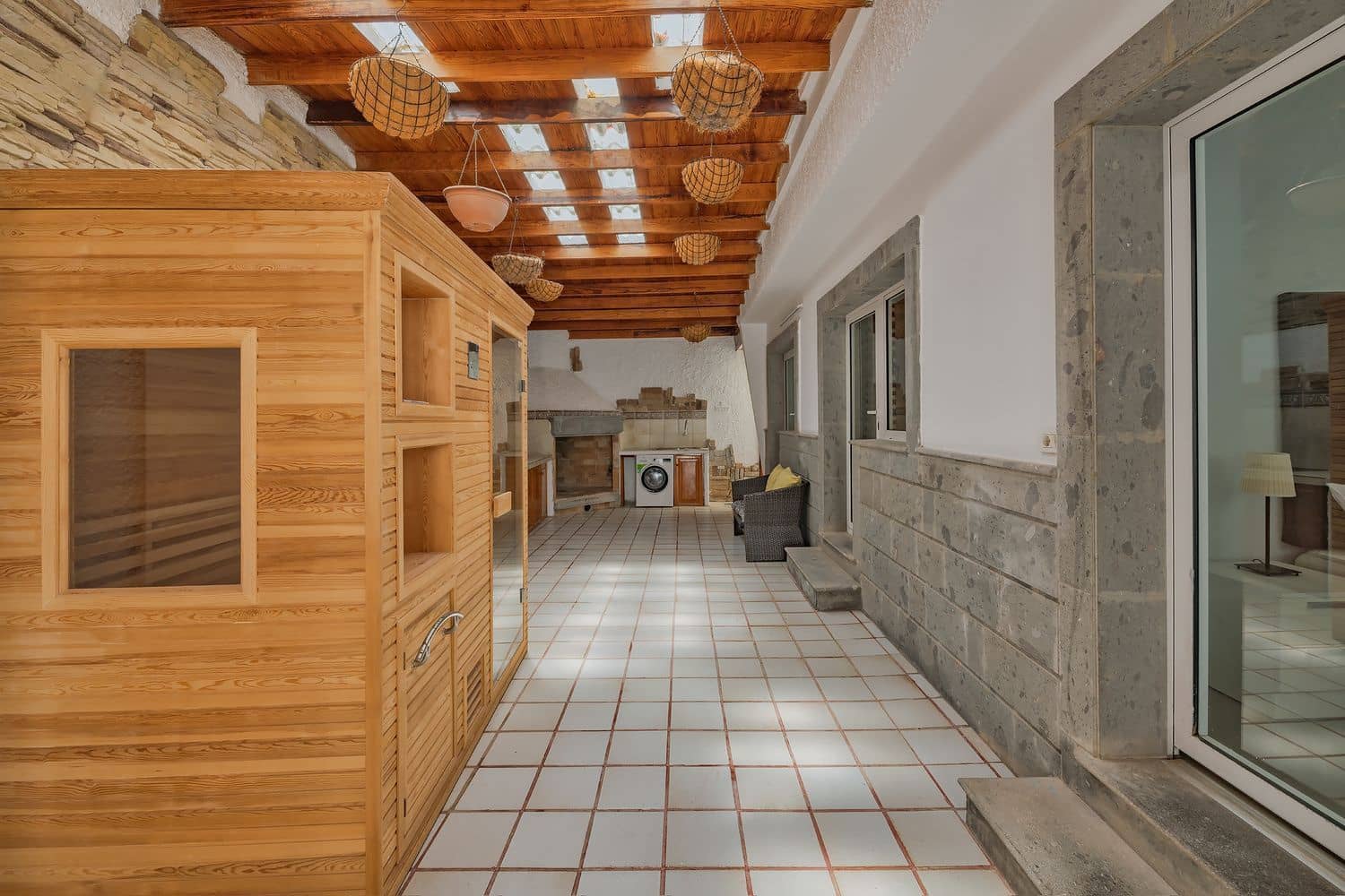 6 soveværelse Byhus til salg i Telde med swimmingpool garage - € 650.000 (Ref: 9154727)