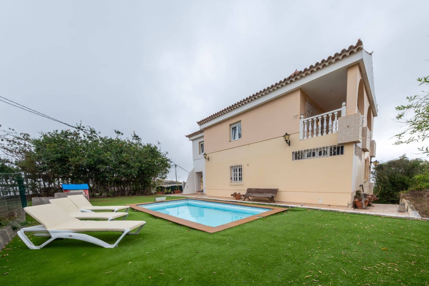 4 soveværelse Villa til salg i Arucas med swimmingpool garage - € 429.000 (Ref: 9161972)