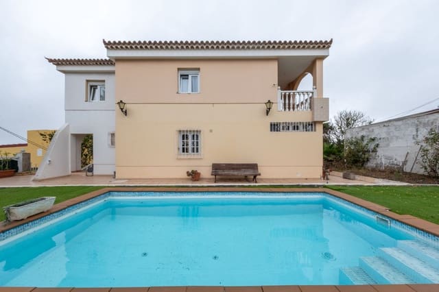 4 soveværelse Villa til salg i Arucas med swimmingpool garage - € 429.000 (Ref: 9161972)
