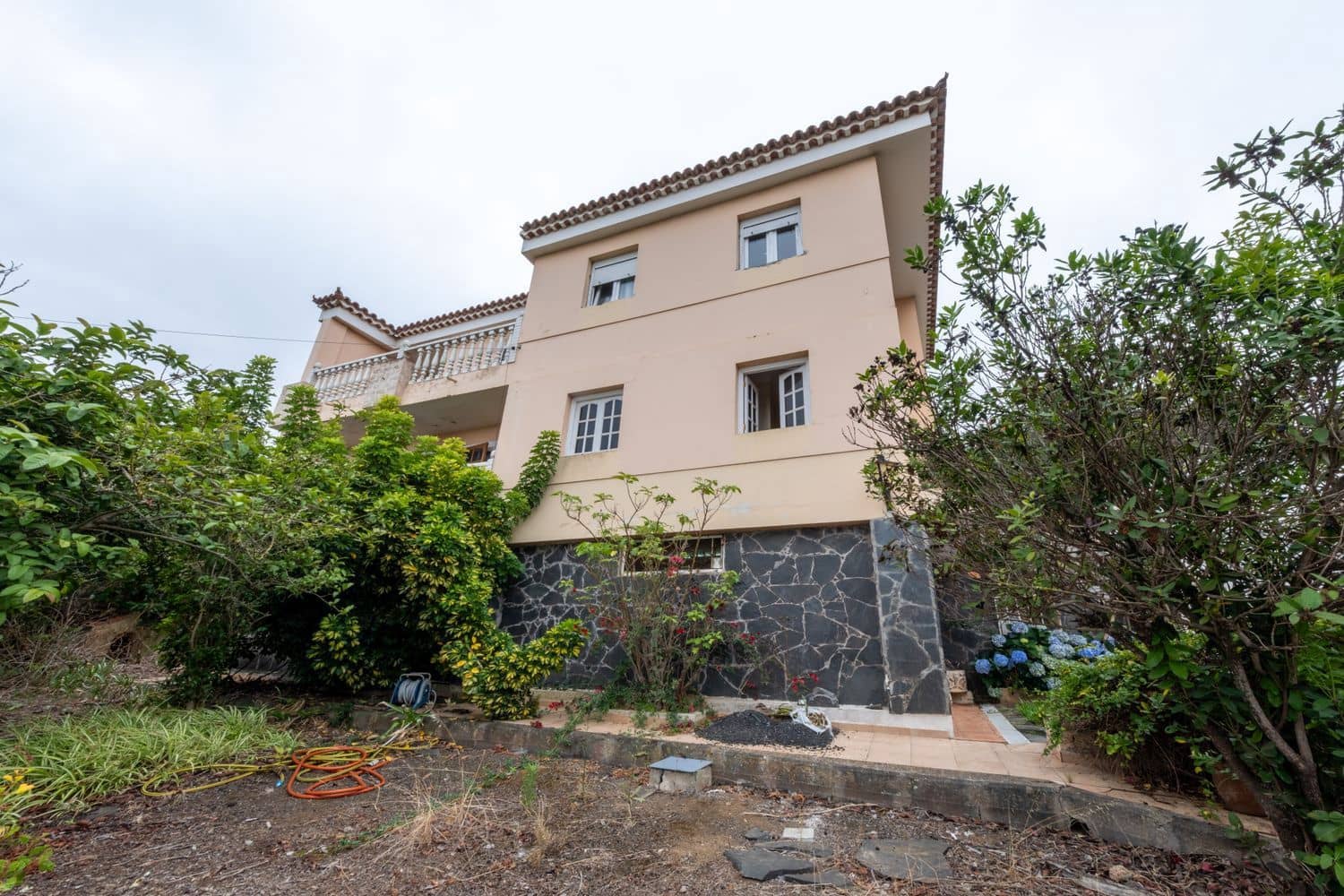 4 soveværelse Villa til salg i Arucas med swimmingpool garage - € 429.000 (Ref: 9161972)