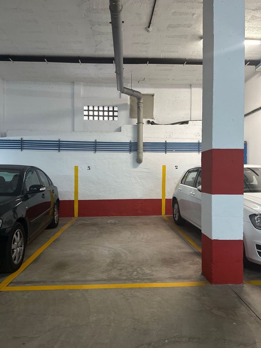 2 soverom Leilighet til leie i Las Palmas de Gran Canaria med garasje - € 1 300 (Ref: 9166730)