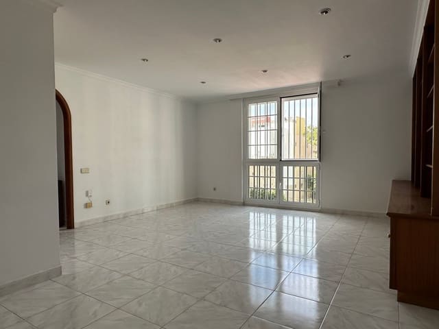 2 soveværelse Lejlighed til leje i Vegueta, Las Palmas de Gran Canaria med garage - € 1.300 (Ref: 9166730)