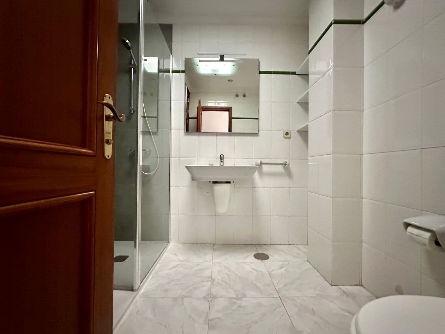 2 soverom Leilighet til leie i Las Palmas de Gran Canaria med garasje - € 1 300 (Ref: 9166730)