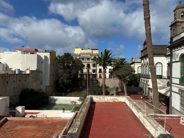 2 soveværelse Lejlighed til leje i Vegueta, Las Palmas de Gran Canaria med garage - € 1.300 (Ref: 9166730)