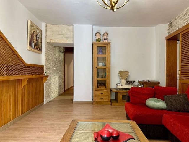 6 soverom Hus til salgs i Vega de San Mateo med garasje - € 475 000 (Ref: 9167210)