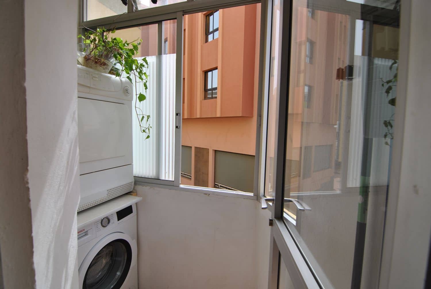 3 bedroom Apartment for sale in Santa Lucia de Tirajana with garage - € 170,000 (Ref: 9177233)