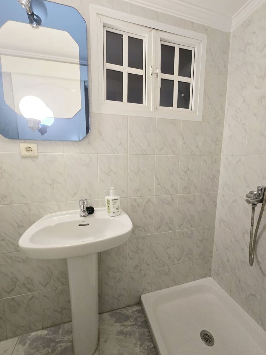 3 sovrum Lägenhet att hyra i Las Palmas de Gran Canaria med garage - 1 450 € (Ref: 9187912)