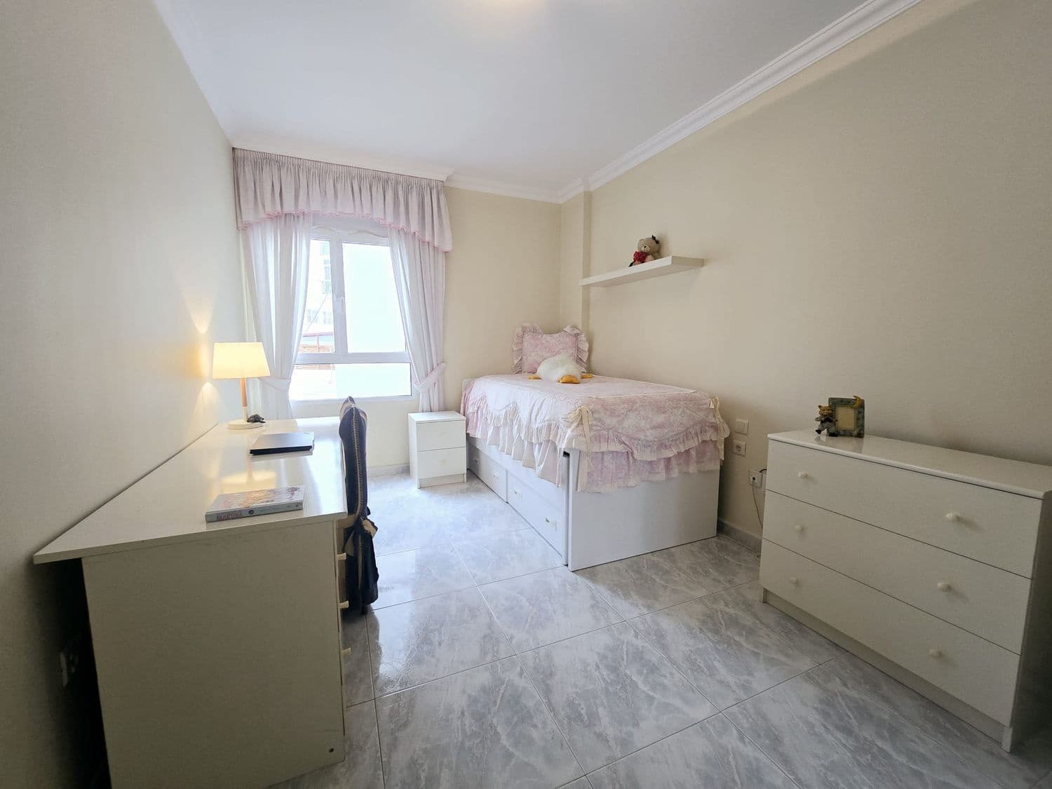 3 sovrum Lägenhet att hyra i Las Palmas de Gran Canaria med garage - 1 450 € (Ref: 9187912)