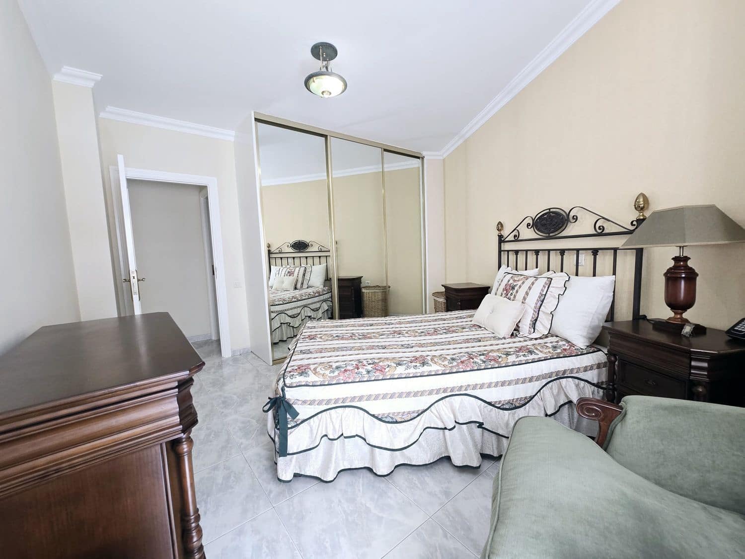 3 sovrum Lägenhet att hyra i Las Palmas de Gran Canaria med garage - 1 450 € (Ref: 9187912)