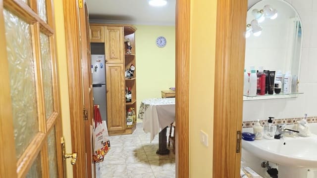 3 bedroom Townhouse for sale in San Lorenzo, Las Palmas de Gran Canaria with garage - € 270,000 (Ref: 9187914)