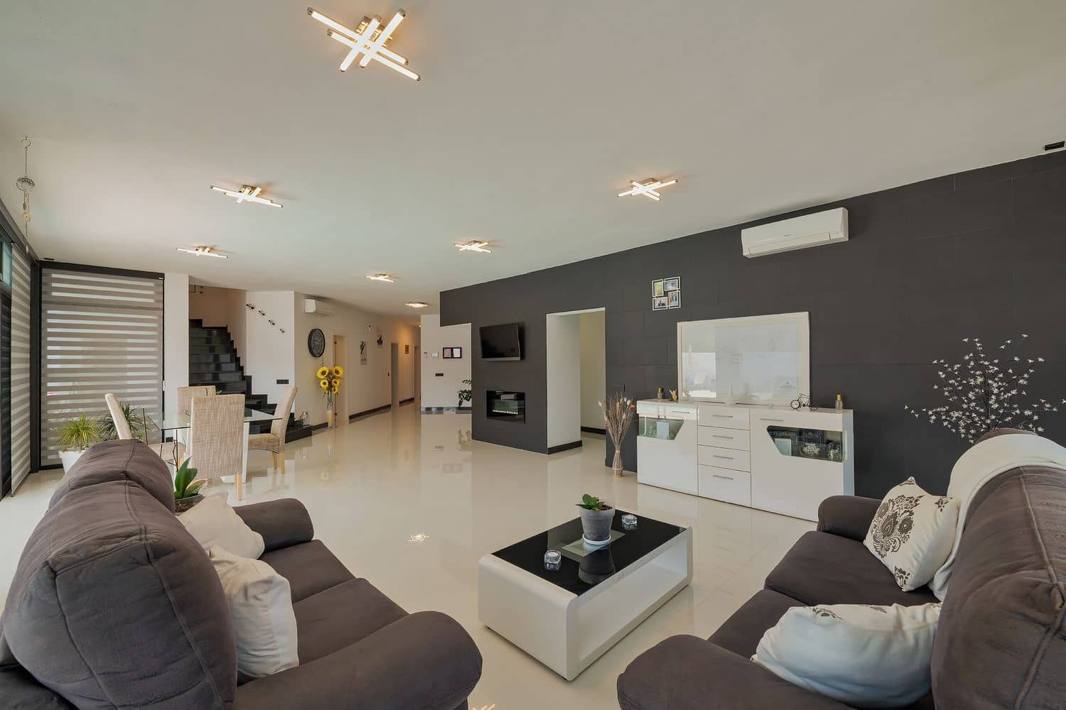 5 soveværelse Finca/Landehus til salg i Tuineje med swimmingpool garage - € 1.903.500 (Ref: 9187915)